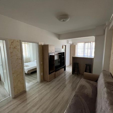 Cozy 3 Bedroom Apartments In Centre Of Iasi Palas Mall Zewnętrze zdjęcie